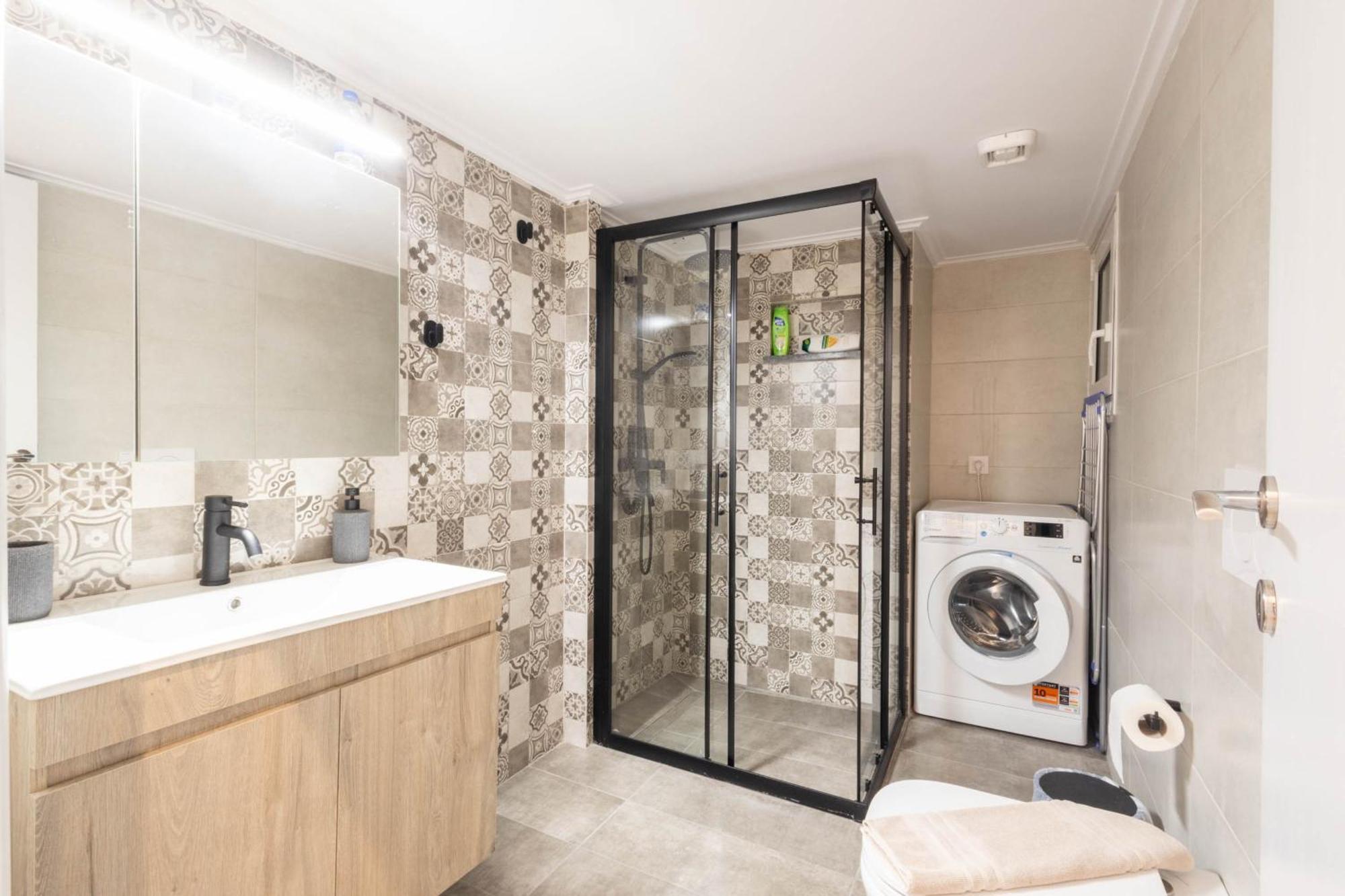 Urban Comfort 2 Bdrm Next To Metro Athen Exterior foto